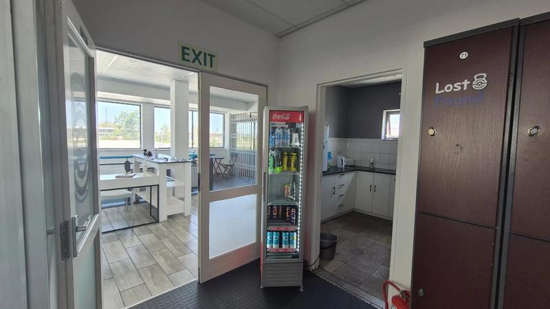 To Let Commercial Property for Rent in Somerset West Western Cape